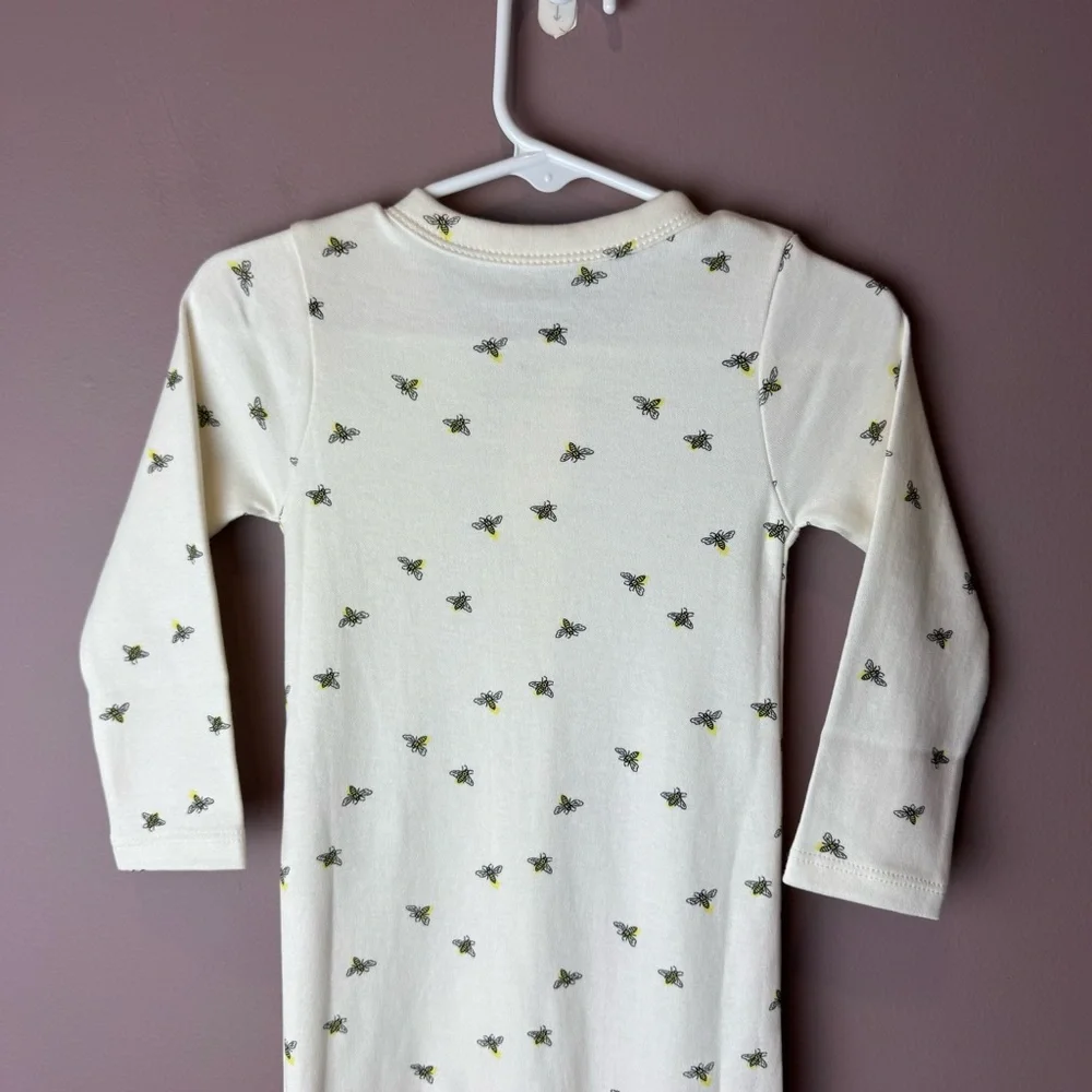NWT Finn + Emma Busy Bees Footie 9-12M